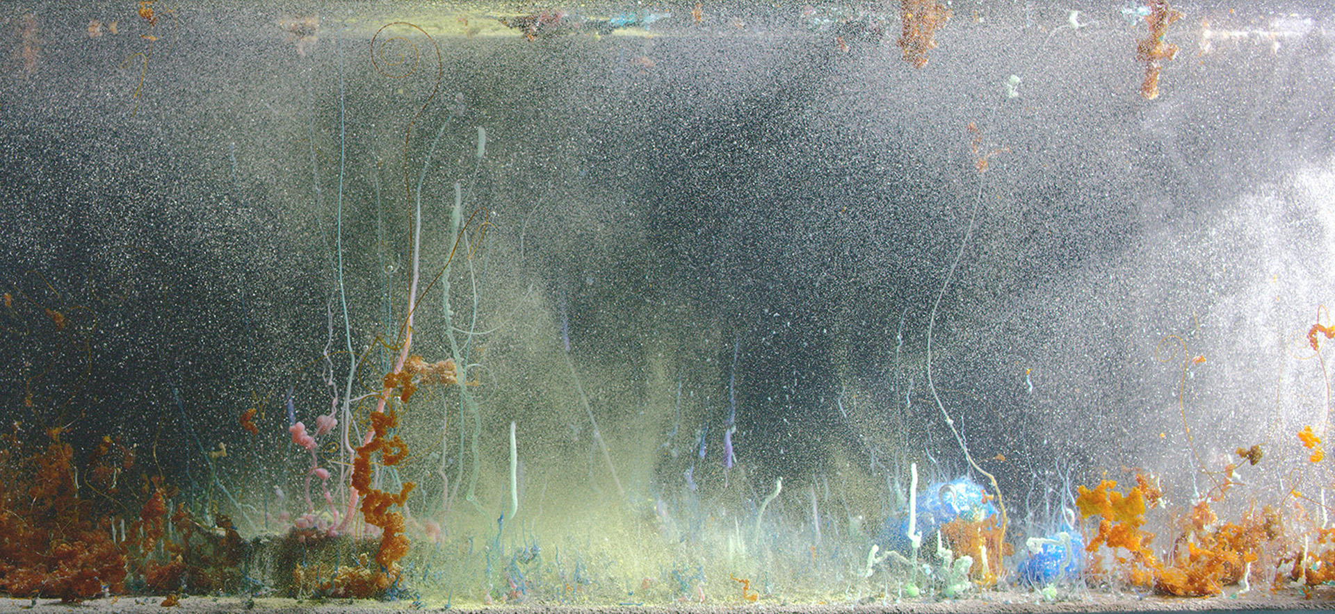 Hicham Berrada, Présage, 2007 fortlaufend /ongoing (Video Still) © VG Bild-Kunst, Bonn 2018
Courtesy the artist, WENTRUP, Berlin & kamel mennour, Paris/London