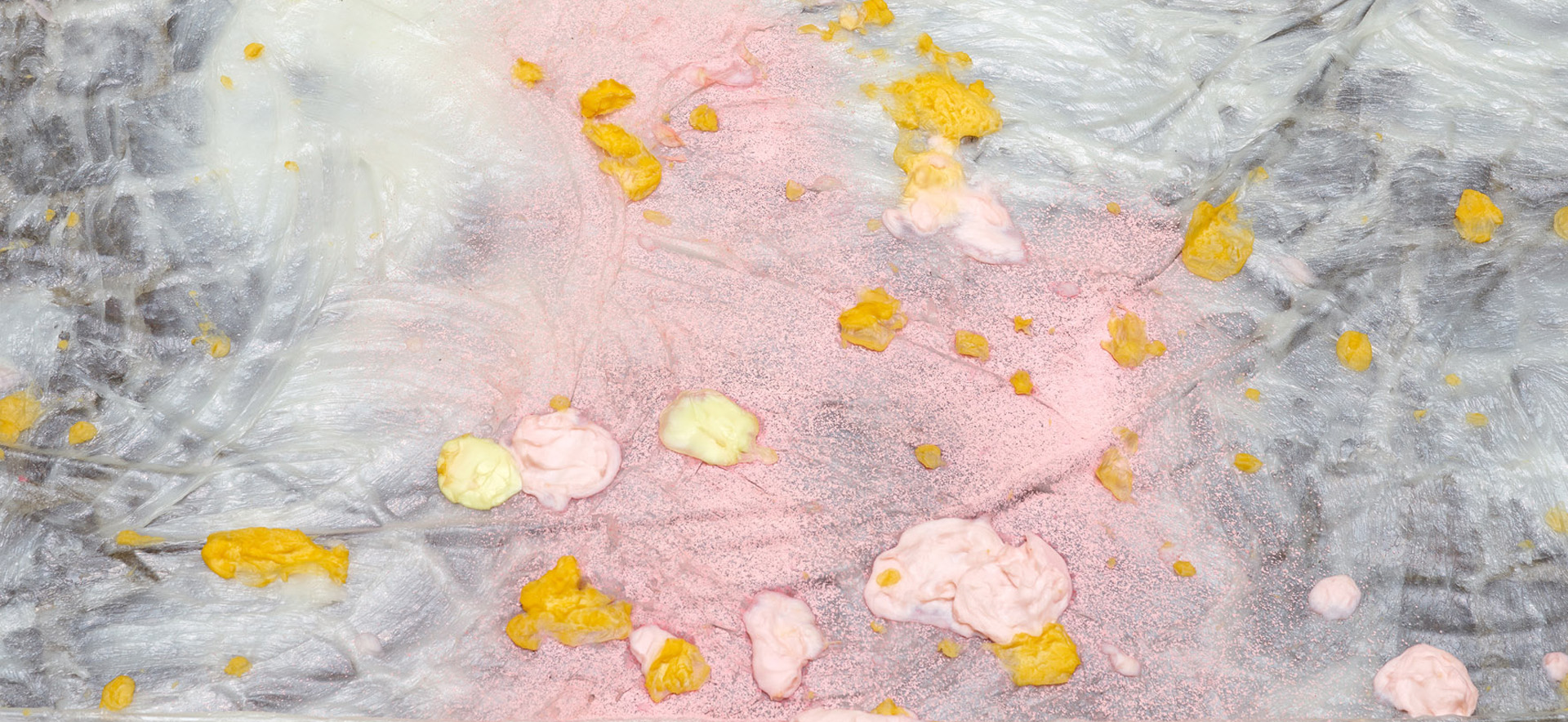 KARLA BLACK, Ausstellungsansicht, © Schirn Kunsthalle Frankfurt, 2019, Foto: Simon Vogel