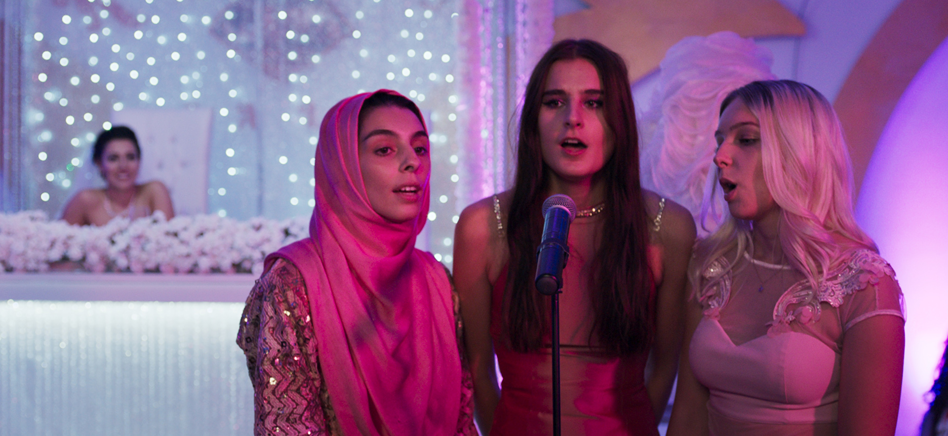 Kurdwin Ayub, Sonne, 2022 (c) Ulrich Seidl Filmproduktion